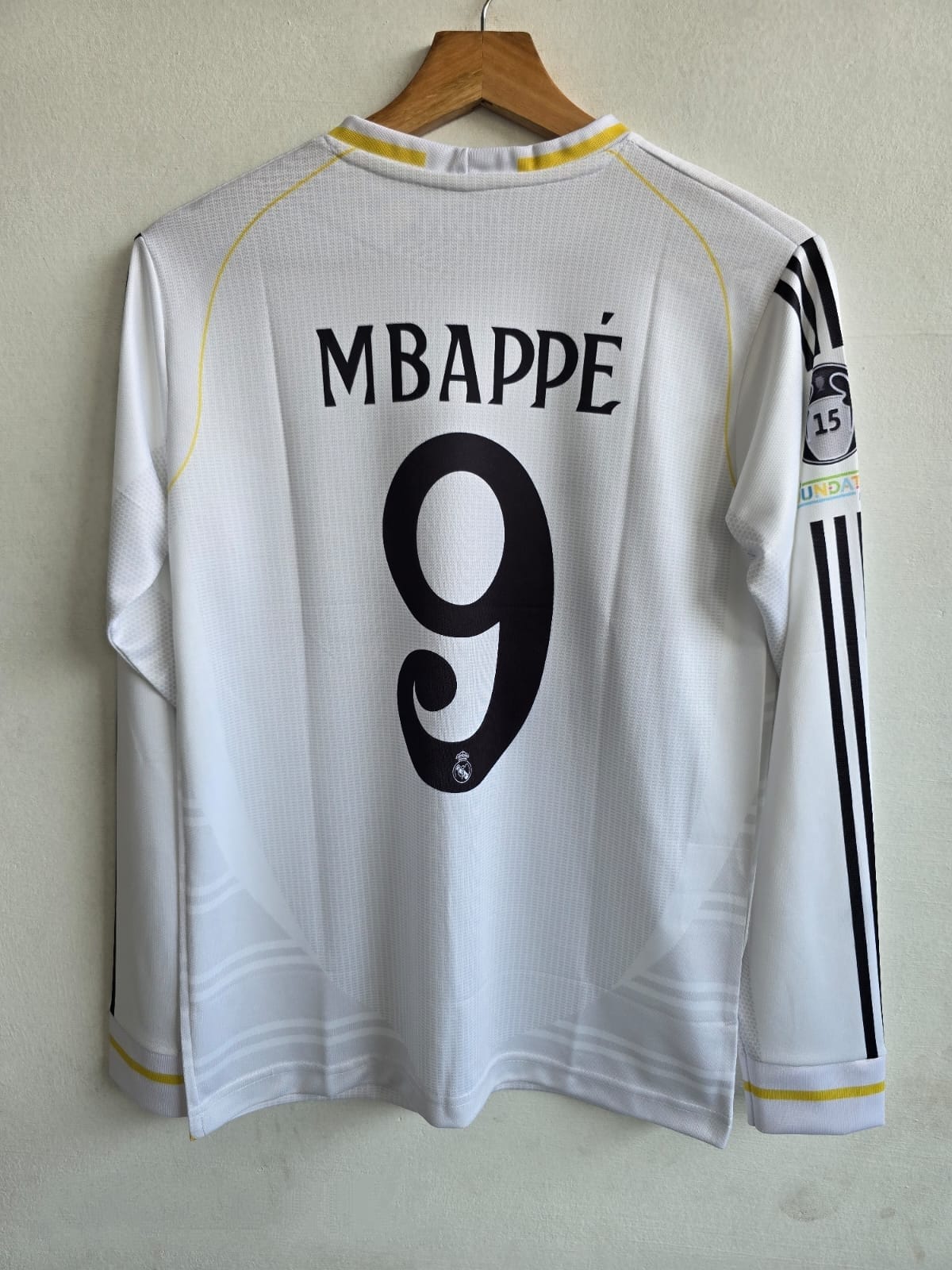 Real Madrid 2024 2025 Kylian Mbappé #9 Home Jersey – Official Football Shirt with Premium HEAT.RDY Fabric