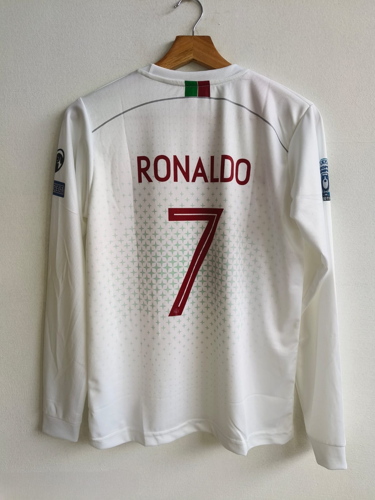 🇵🇹 Portugal Euro 2016 Ronaldo Jersey – #7 Home Kit | Champion Edition 🏆